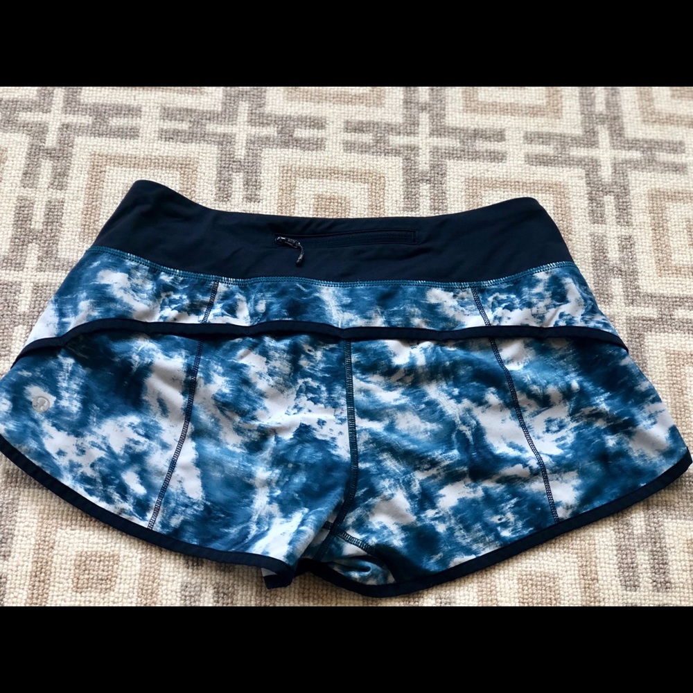 Lulu lemon runners short (short)